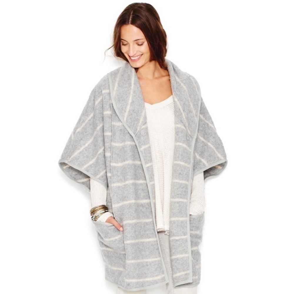 Free People Wool Blend Gray Striped Women’s Oversized Poncho Sweater Sz S